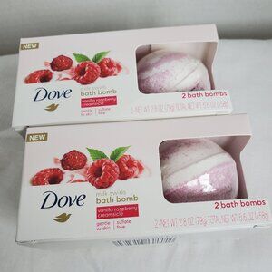 2 packs of Dove bath bombs (2 each pack)